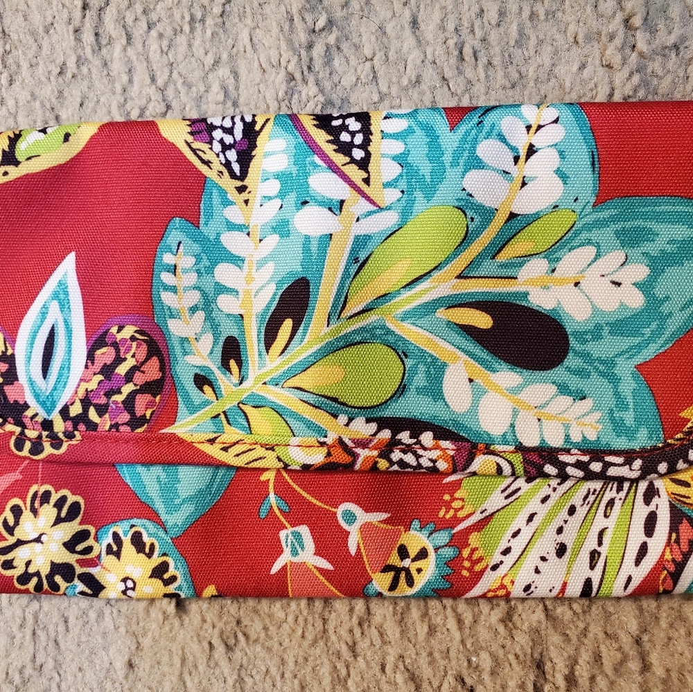 Vera bradley make up bag
